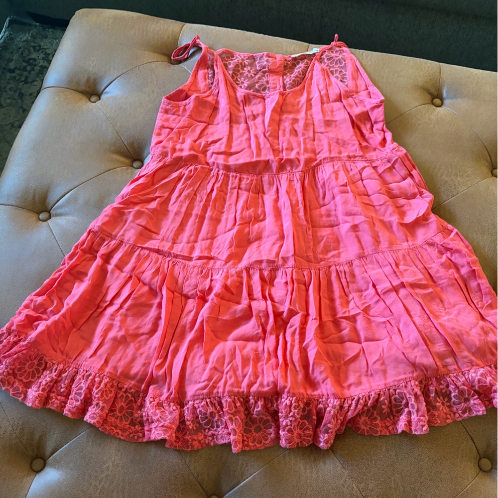 Entro dress with lace details